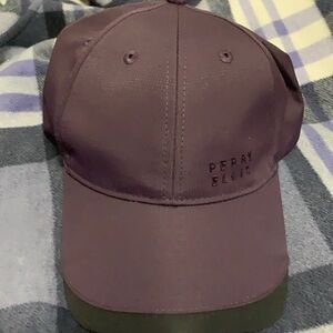 Perry Ellis hat